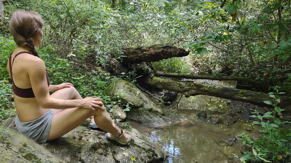 Meditation areas on wellness trail at Raven’s Retreat Hocking Hills