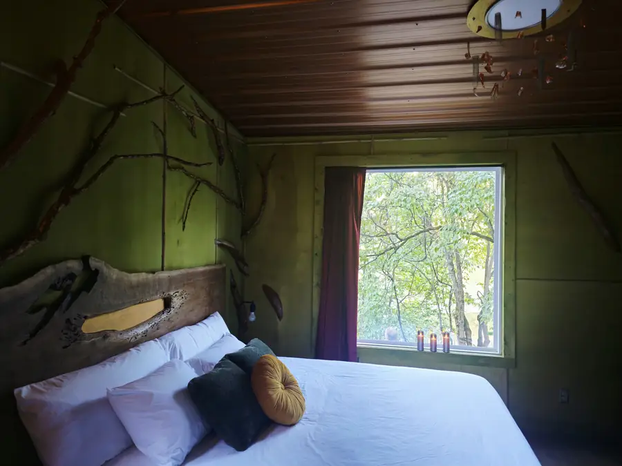 A bedroom in the Sculptor's Art Bungalow, set up for a couples retreat