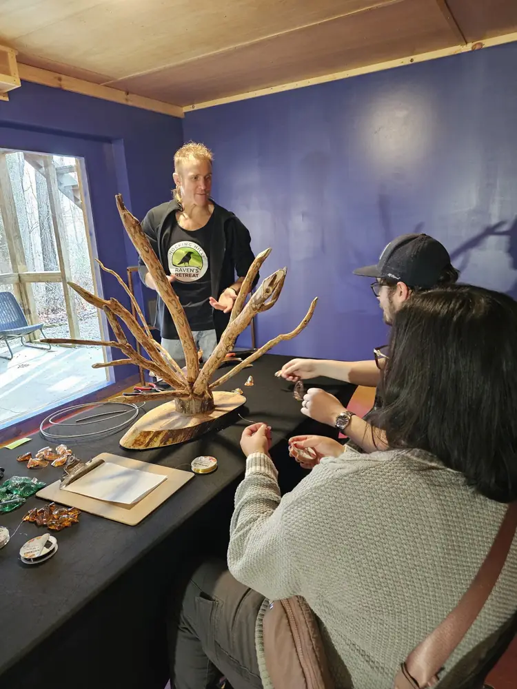 Sculpture workshop in Art Lodge at Raven’s Retreat Hocking Hills
